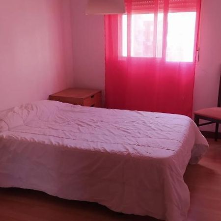 Apartamento De 3 Dormitorios Por Entrevias Madrid Exteriér fotografie